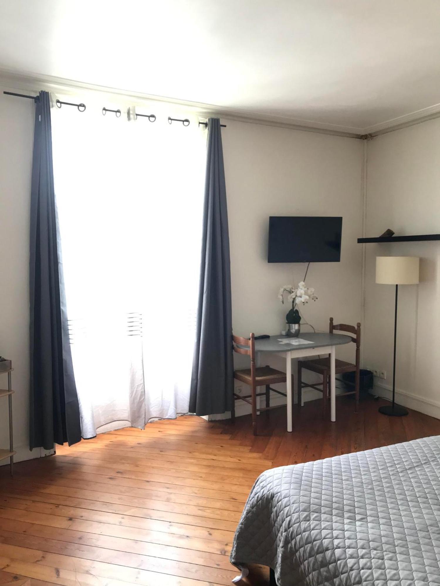 La Maison De Mathilde Alençon Esterno foto